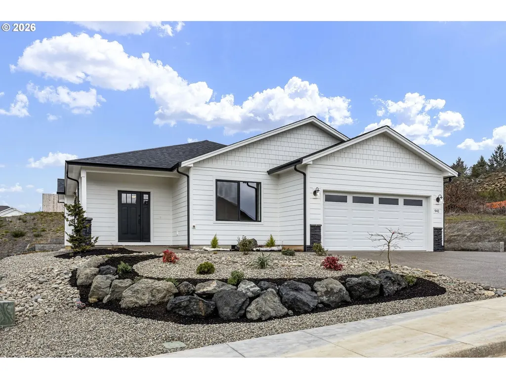 941 Sand Pines Avenue Sutherlin OR 97479