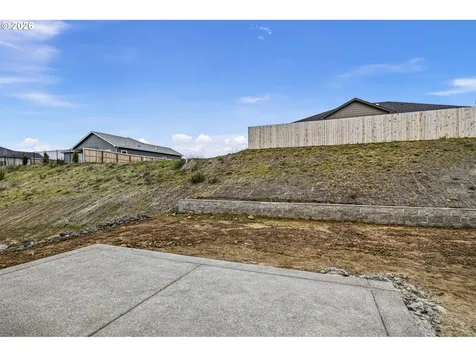 941 Sand Pines Avenue Sutherlin OR 97479