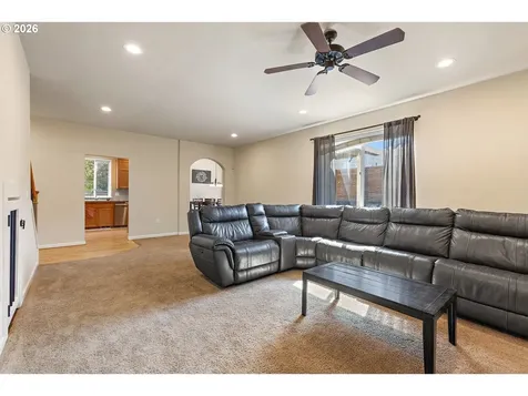 19537 Morrie Drive Oregon City OR 97045