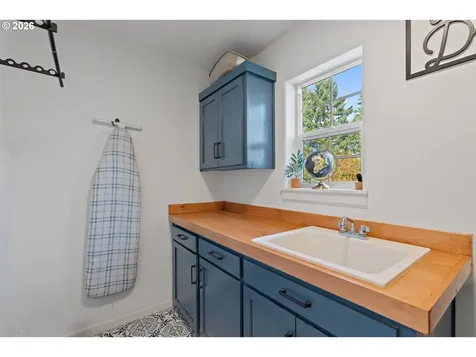 19537 Morrie Drive Oregon City OR 97045
