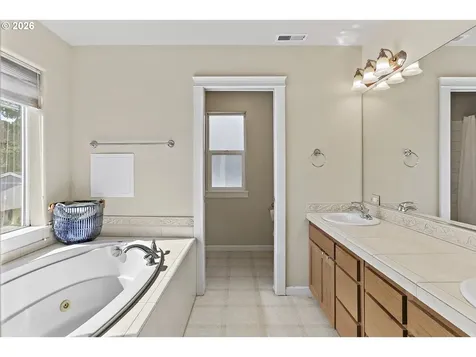 19537 Morrie Drive Oregon City OR 97045