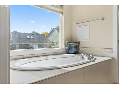 19537 Morrie Drive Oregon City OR 97045