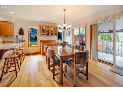 1115 Skookum Drive Silverton OR 97381