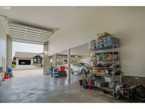 1115 Skookum Drive Silverton OR 97381