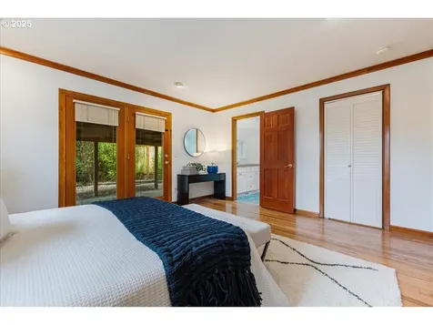 11805 SW Belvidere Place Portland OR 97225
