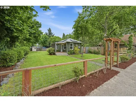 2025 Trade Street SE Salem OR 97301