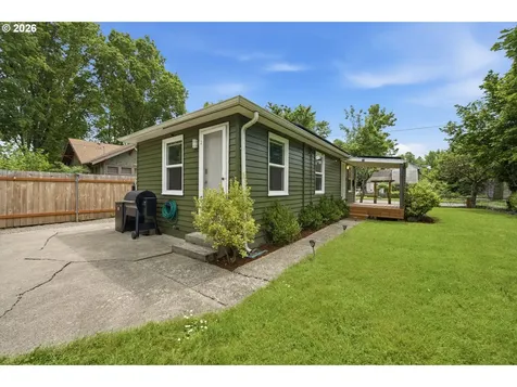 2025 Trade Street SE Salem OR 97301