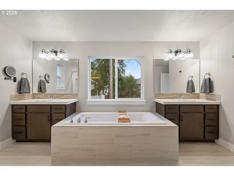 17671 SW Cobb Lane Beaverton OR 97007