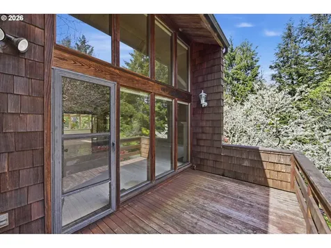 1310 Ingersoll Street Coos Bay OR 97420