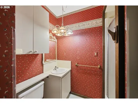 1310 Ingersoll Street Coos Bay OR 97420
