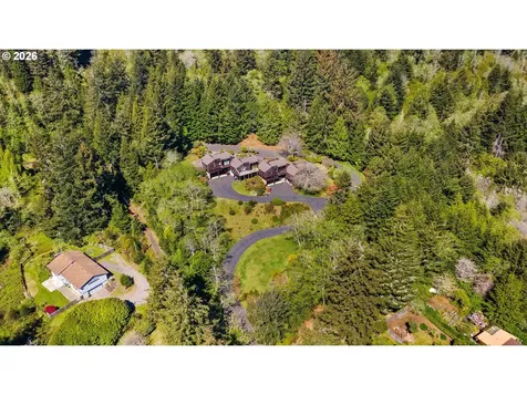 1310 Ingersoll Street Coos Bay OR 97420