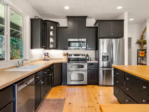 92041 Carmen Creek Road Astoria OR 97103