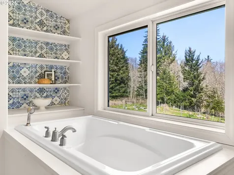 92041 Carmen Creek Road Astoria OR 97103