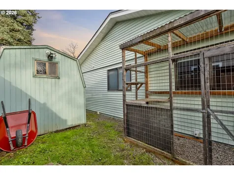 2387 Wintergreen Avenue NW Salem OR 97304