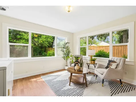 4228 NE Simpson Street Portland OR 97218
