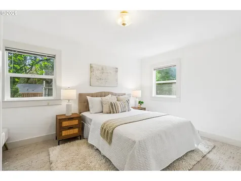 4228 NE Simpson Street Portland OR 97218