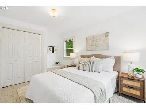 4228 NE Simpson Street Portland OR 97218