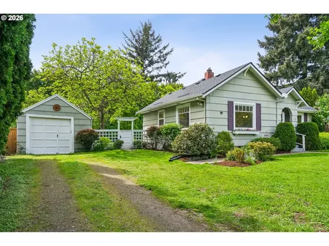 4228 NE Simpson Street Portland OR 97218