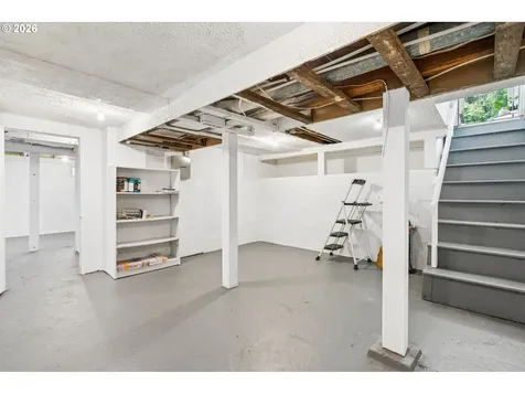 4228 NE Simpson Street Portland OR 97218