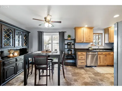 86 E 2nd Street Halsey OR 97348