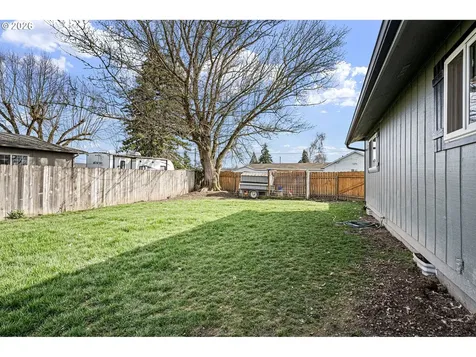 86 E 2nd Street Halsey OR 97348
