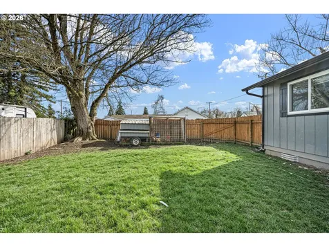 86 E 2nd Street Halsey OR 97348