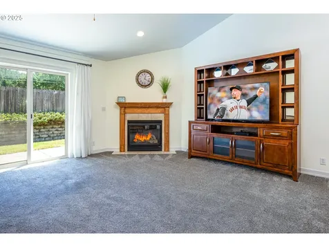 910 Kristen Way Cottage Grove OR 97424