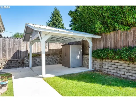 910 Kristen Way Cottage Grove OR 97424