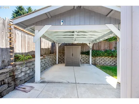 910 Kristen Way Cottage Grove OR 97424