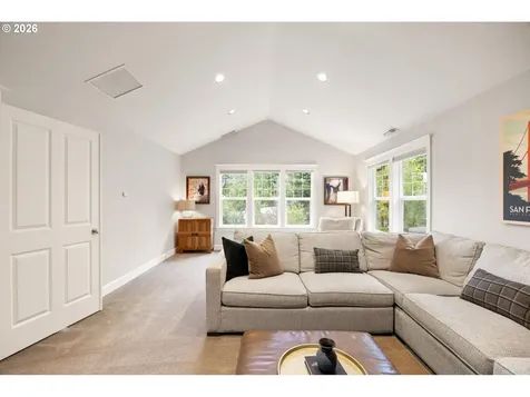 4112 SW 58th Avenue Portland OR 97221
