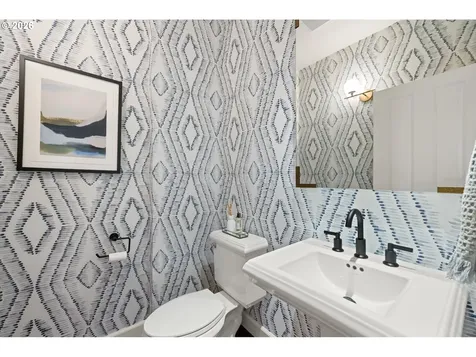4112 SW 58th Avenue Portland OR 97221