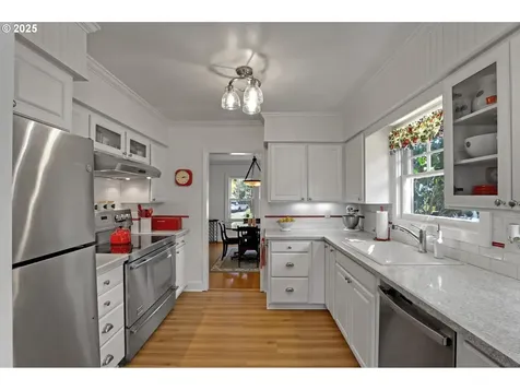 4432 NE Wistaria Drive Portland OR 97213