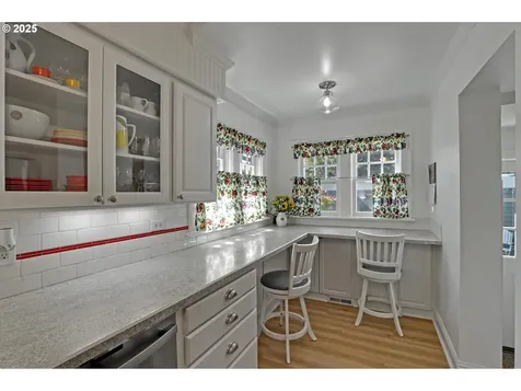 4432 NE Wistaria Drive Portland OR 97213