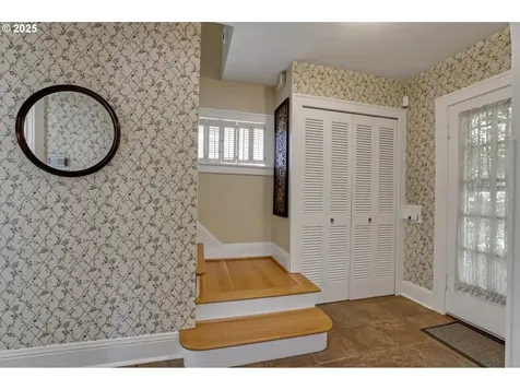 4432 NE Wistaria Drive Portland OR 97213