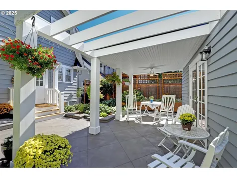 4432 NE Wistaria Drive Portland OR 97213