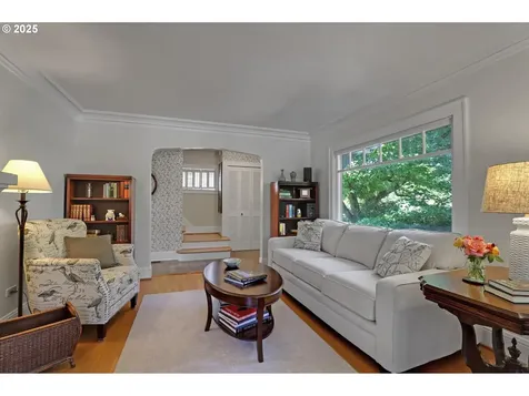 4432 NE Wistaria Drive Portland OR 97213