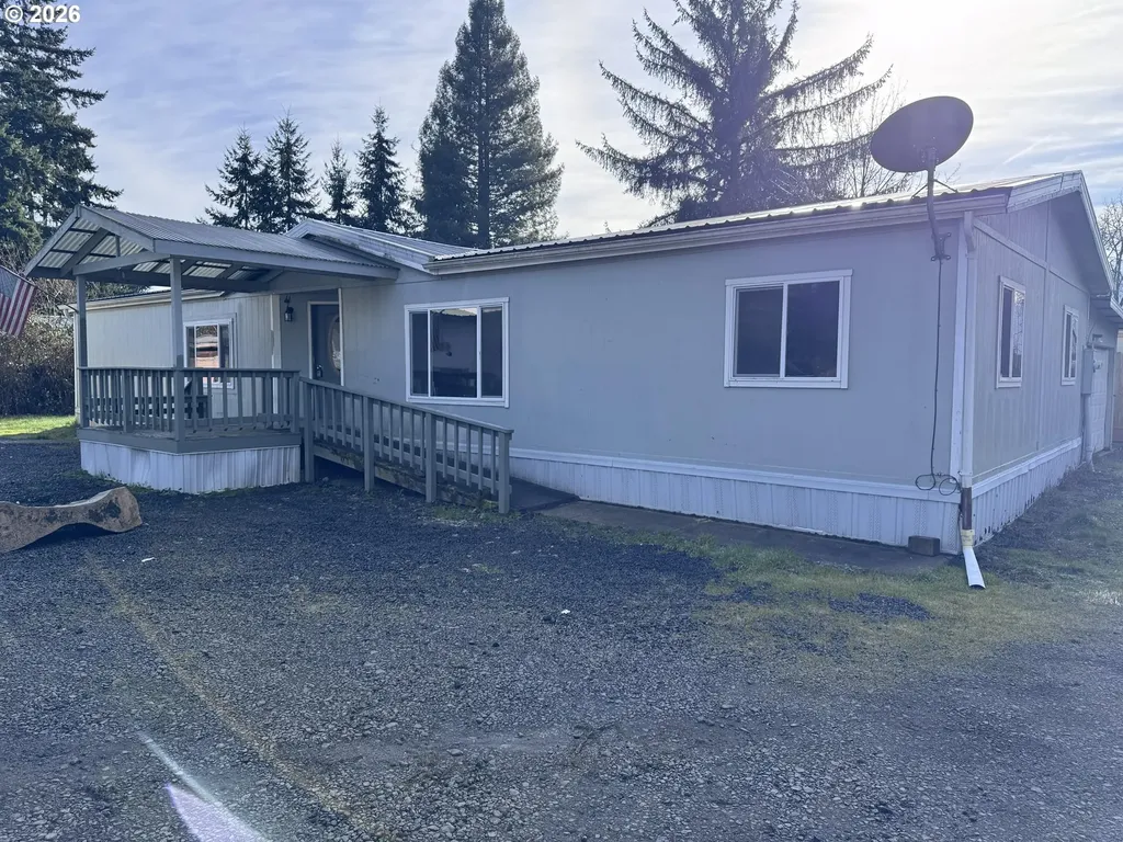 3372 Long Street Sweet Home OR 97386