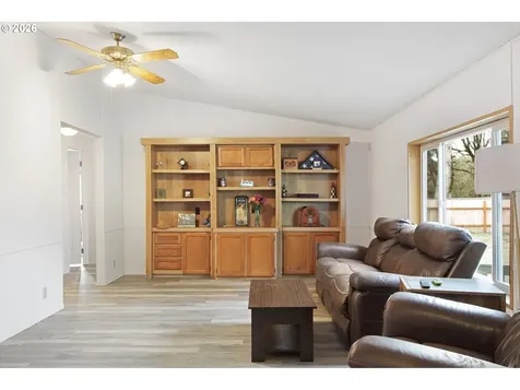3372 Long Street Sweet Home OR 97386
