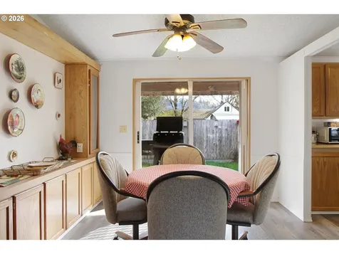 3372 Long Street Sweet Home OR 97386