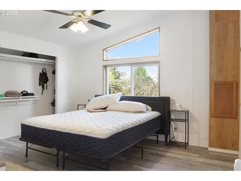 3372 Long Street Sweet Home OR 97386