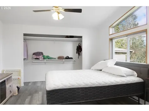 3372 Long Street Sweet Home OR 97386