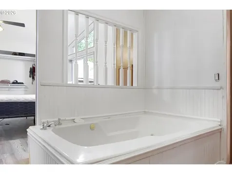 3372 Long Street Sweet Home OR 97386