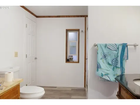3372 Long Street Sweet Home OR 97386