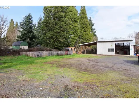 3372 Long Street Sweet Home OR 97386