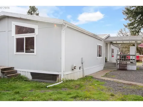 3372 Long Street Sweet Home OR 97386