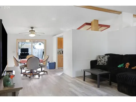 3372 Long Street Sweet Home OR 97386