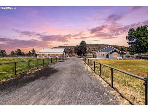 3099 NW Williams Way Redmond OR 97756
