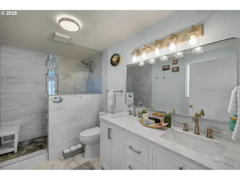 3099 NW Williams Way Redmond OR 97756