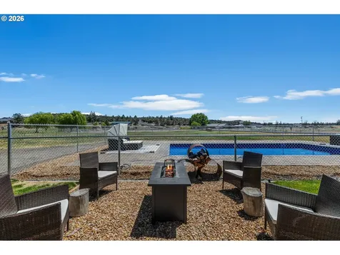 3099 NW Williams Way Redmond OR 97756