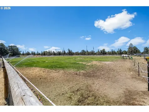 3099 NW Williams Way Redmond OR 97756
